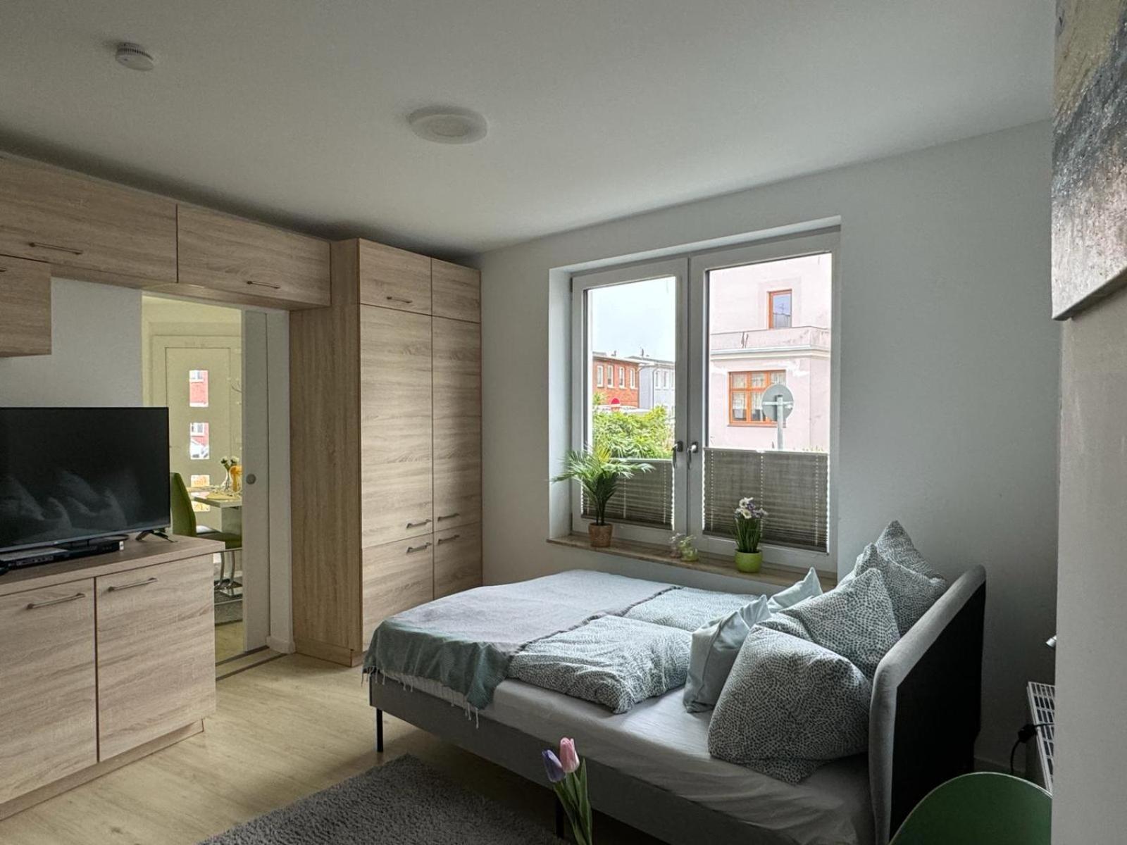 Near Holstentor Modern Apartment Near The Center With Wifi リューベック エクステリア 写真